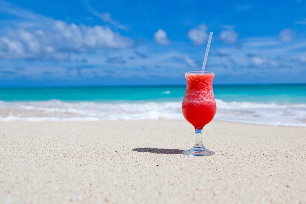découvrez la beauté envoûtante des caraïbes, un paradis tropical où des plages de sable blanc, des eaux turquoises et une riche culture se rencontrent. explorez des destinations de rêve, savourez la cuisine exotique et laissez-vous séduire par l'hospitalité chaleureuse des îles.