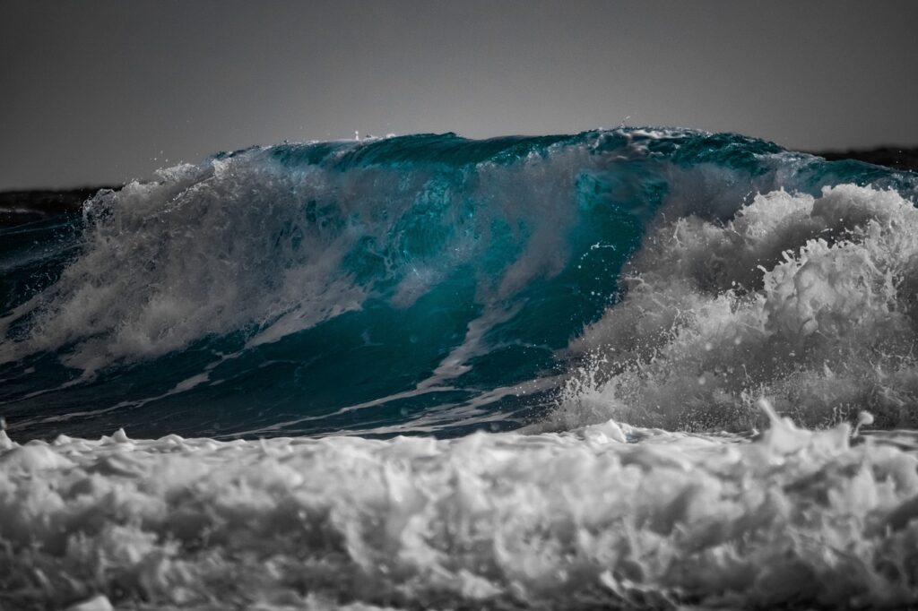 découvrez les mers turquoise, un véritable paradis aquatique où la beauté des eaux cristallines rencontre des plages de sable fin. explorez des destinations idylliques pour des vacances inoubliables sous le soleil.